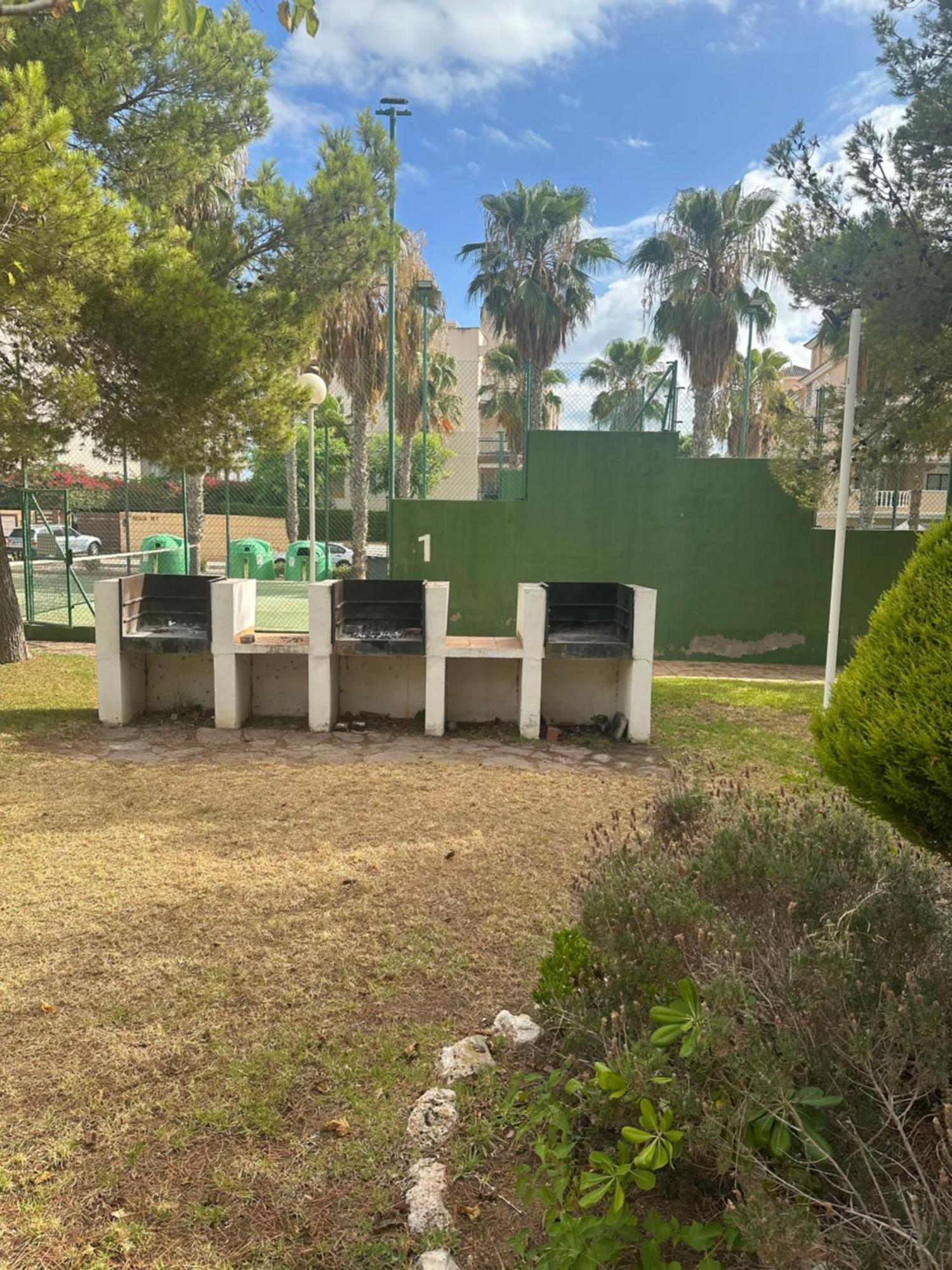 Apartamento Con Jardin En Playa Cabo Roig Tiene Wifi Orihuela Ngoại thất bức ảnh